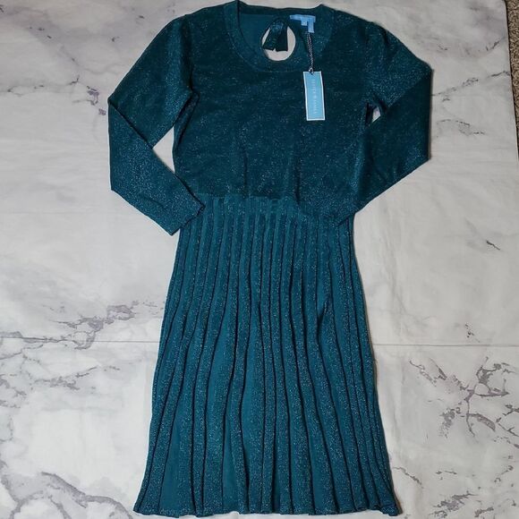 Draper James Dresses & Skirts - Draper James Evergreen/Teal Metallic Glitter Sweater Dress